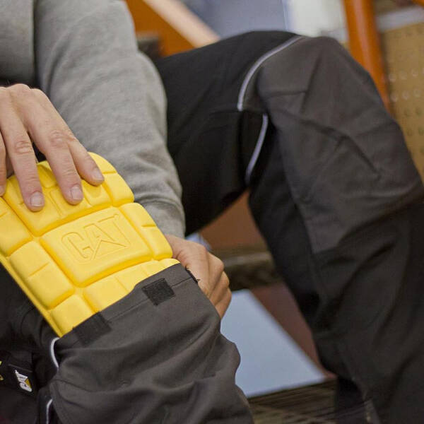 DeWalt Pro Tradesman Black Knee Pad Holster Trousers – workweargurus.com