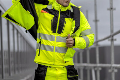 Why choose a Portwest rain suit? - Oxwork Blog